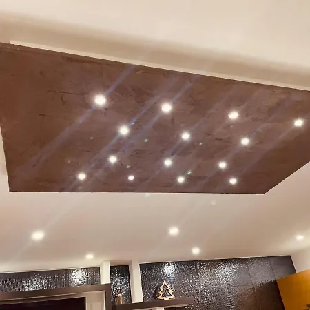 La Maison2 מונדרגונה